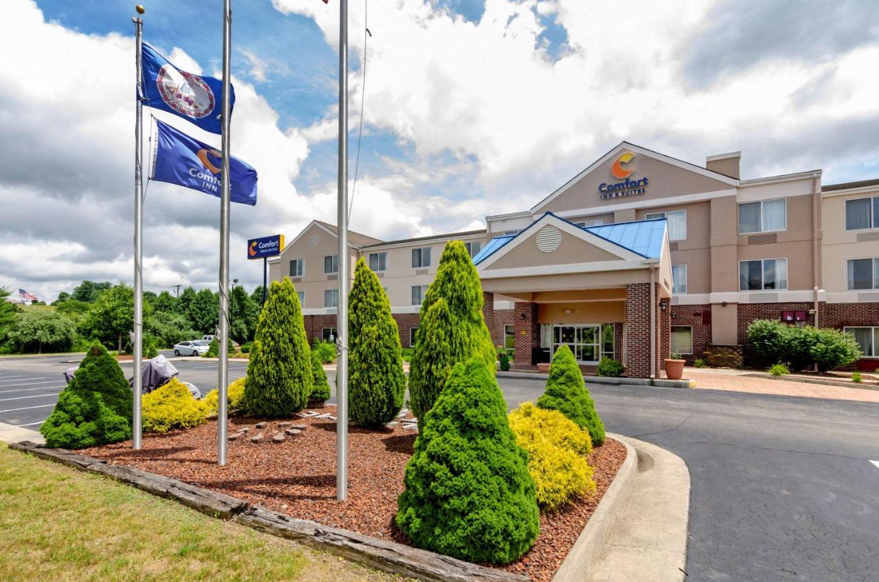 Comfort Inn & Suites Hillsville I-77 Экстерьер фото