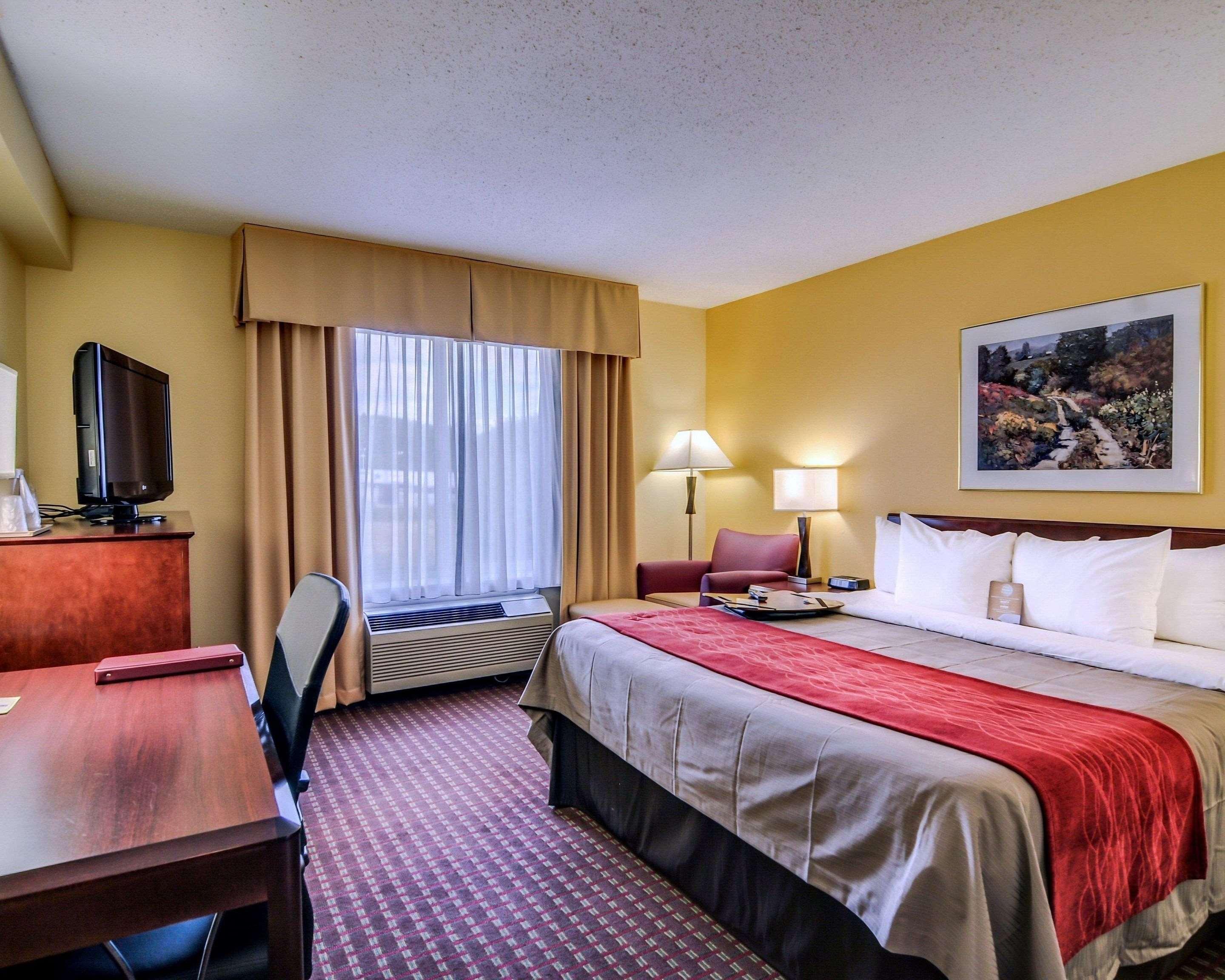 Comfort Inn & Suites Hillsville I-77 Экстерьер фото
