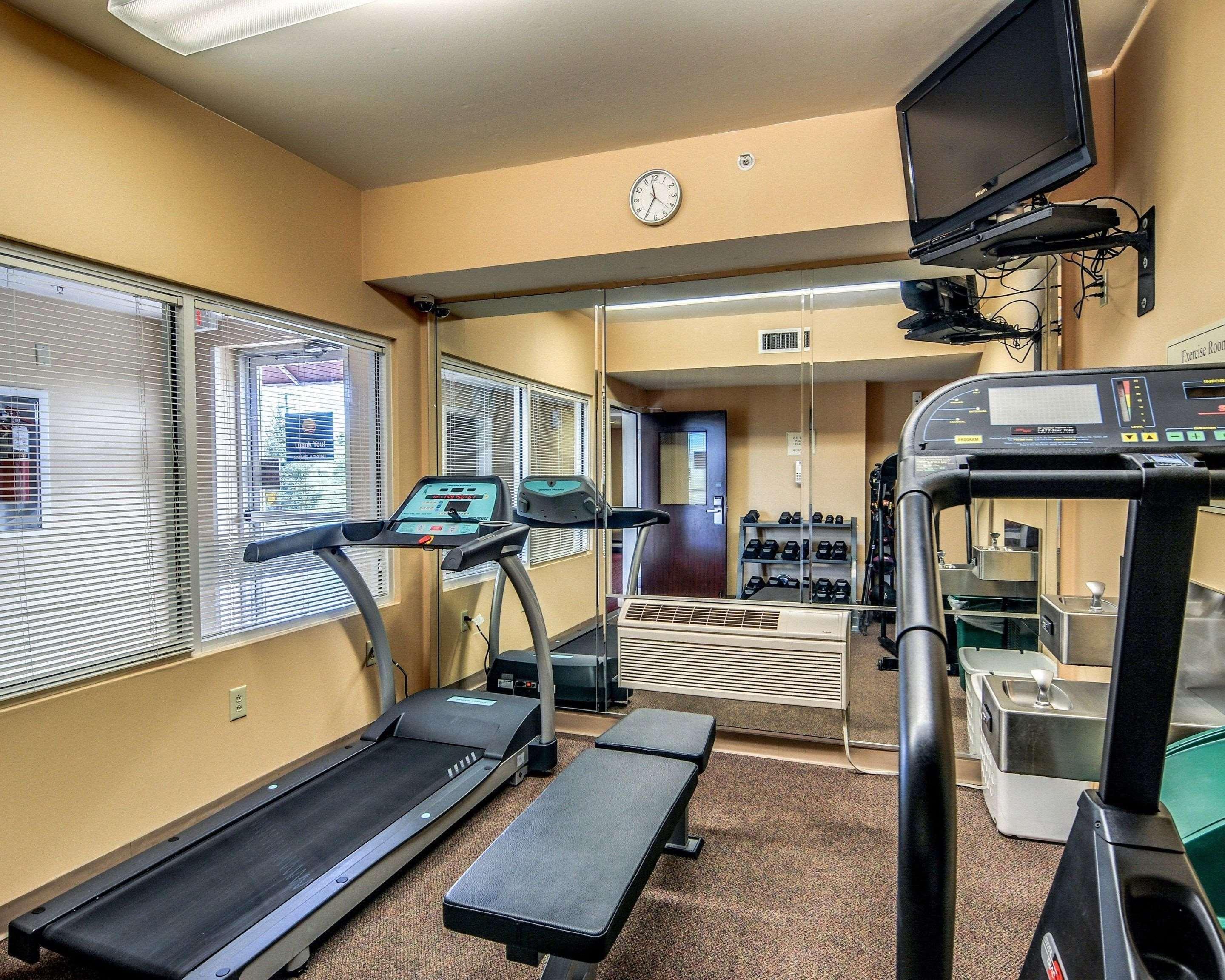 Comfort Inn & Suites Hillsville I-77 Экстерьер фото