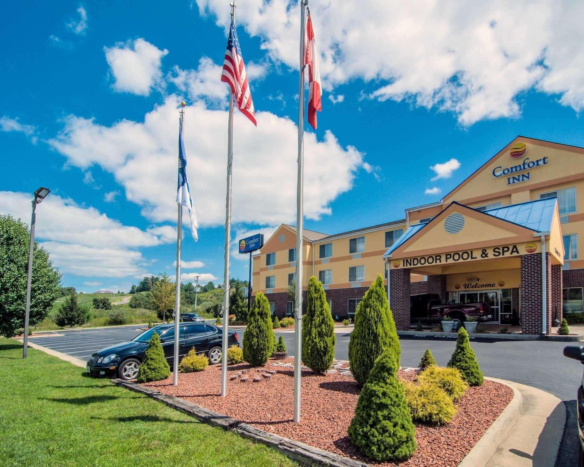 Comfort Inn & Suites Hillsville I-77 Экстерьер фото