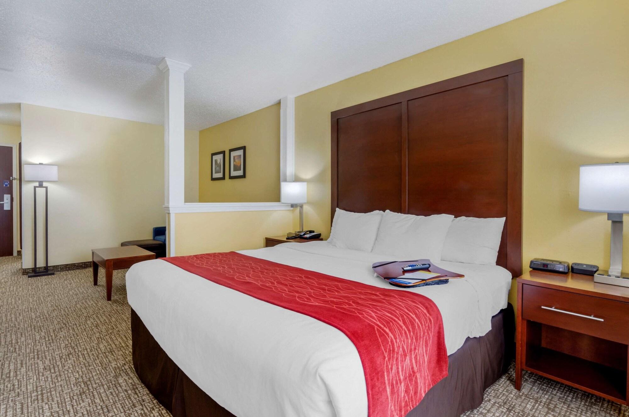 Comfort Inn & Suites Hillsville I-77 Экстерьер фото