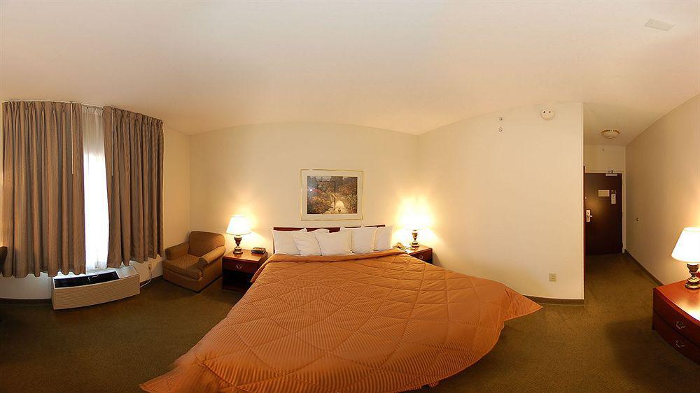 Comfort Inn & Suites Hillsville I-77 Экстерьер фото